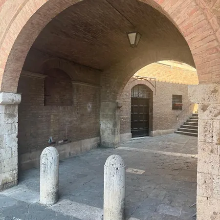 דירה Alex סיינה